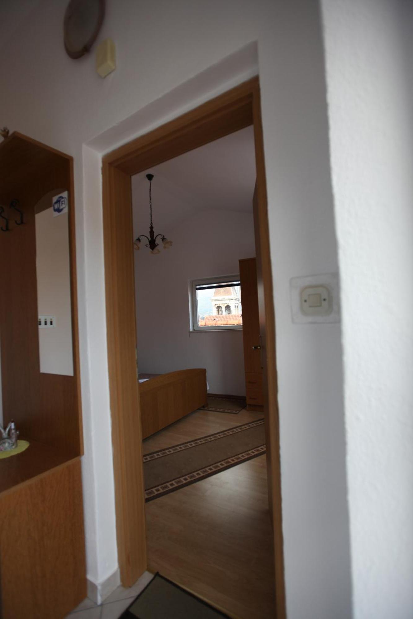 Apartment Jure トロギール エクステリア 写真